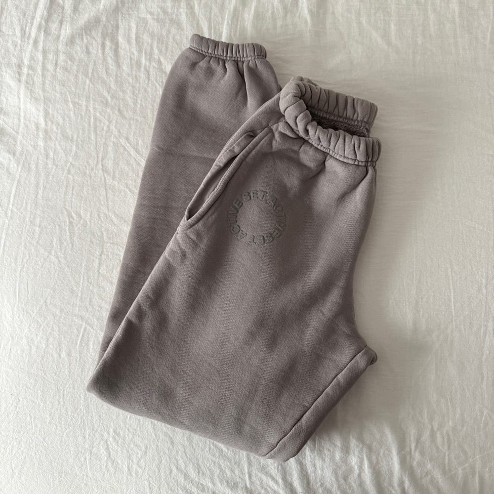 SET Active - Size Small - Sweatpants
